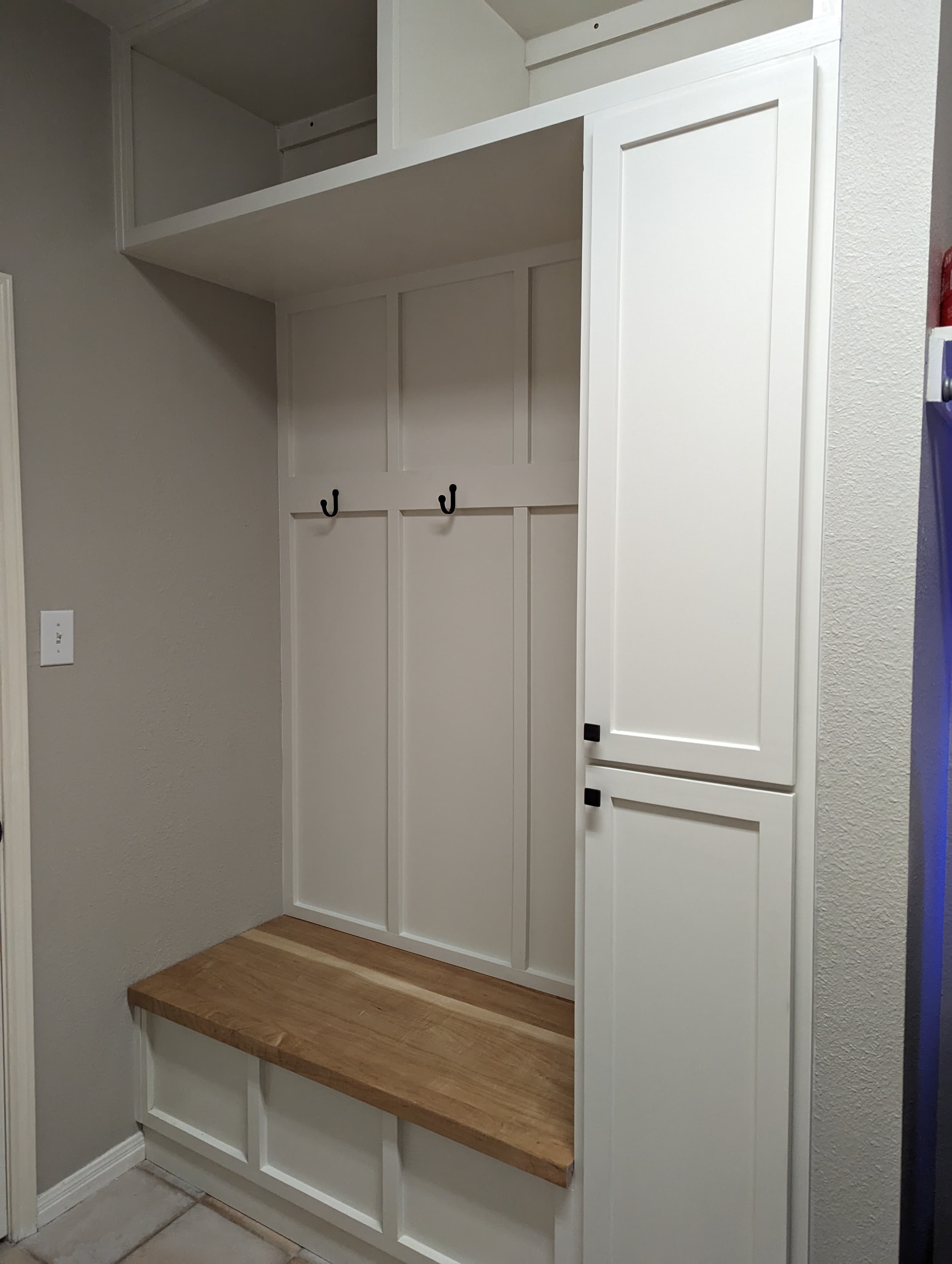 Custom mudroom built-in storage bench with cubbies - San Antonio TX